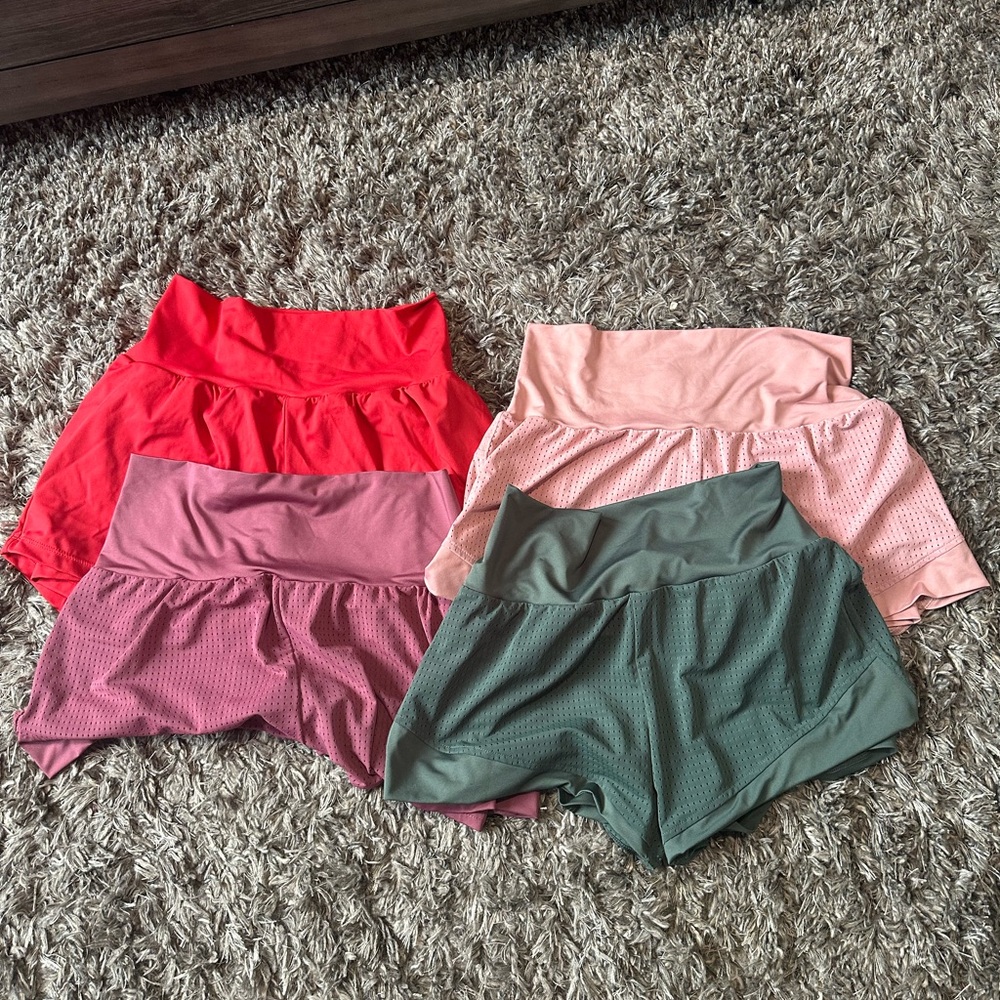 Halara shorts size medium